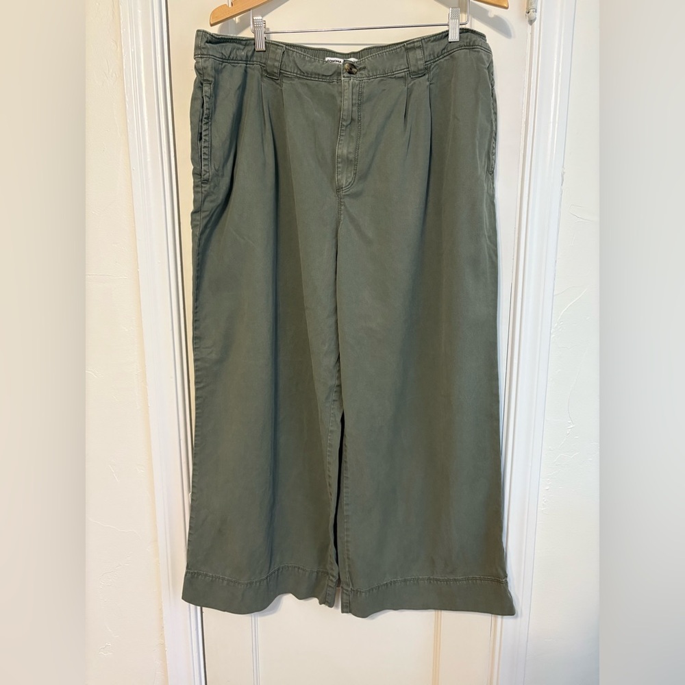 Sonoma Women's Olive Wide Leg Pants